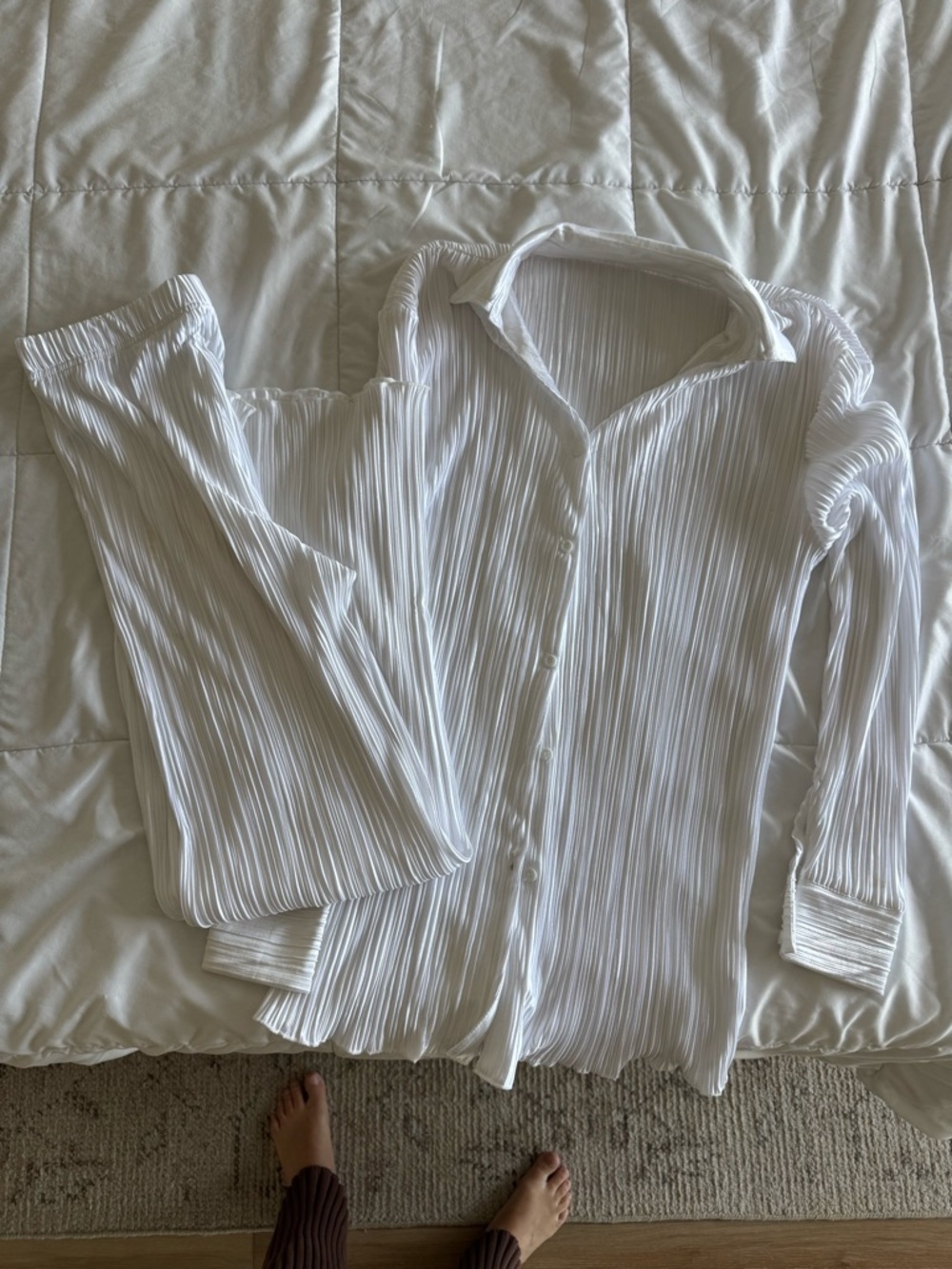 White Pleated Button-Up Top and Matching Pants Set SIZE SMALL